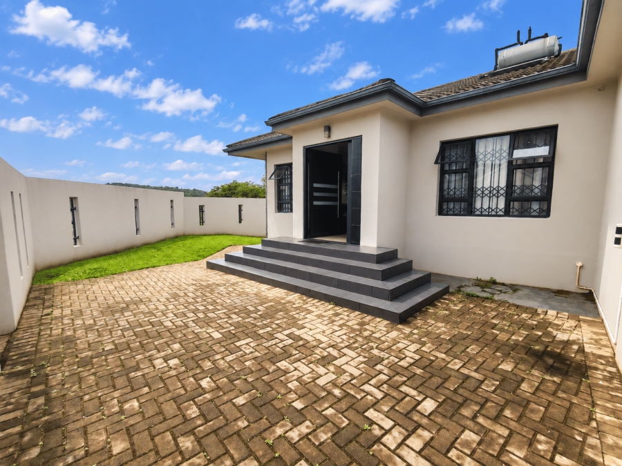 3 Bedroom Property for Sale in Beacon Bay Eastern Cape